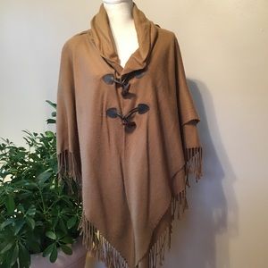 Collection Eighteen fringed wrap